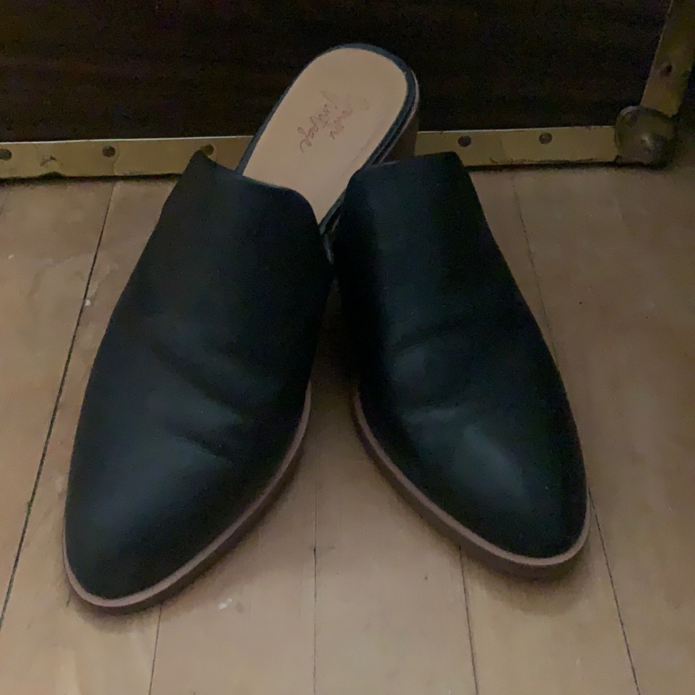Crown Vintage Mules